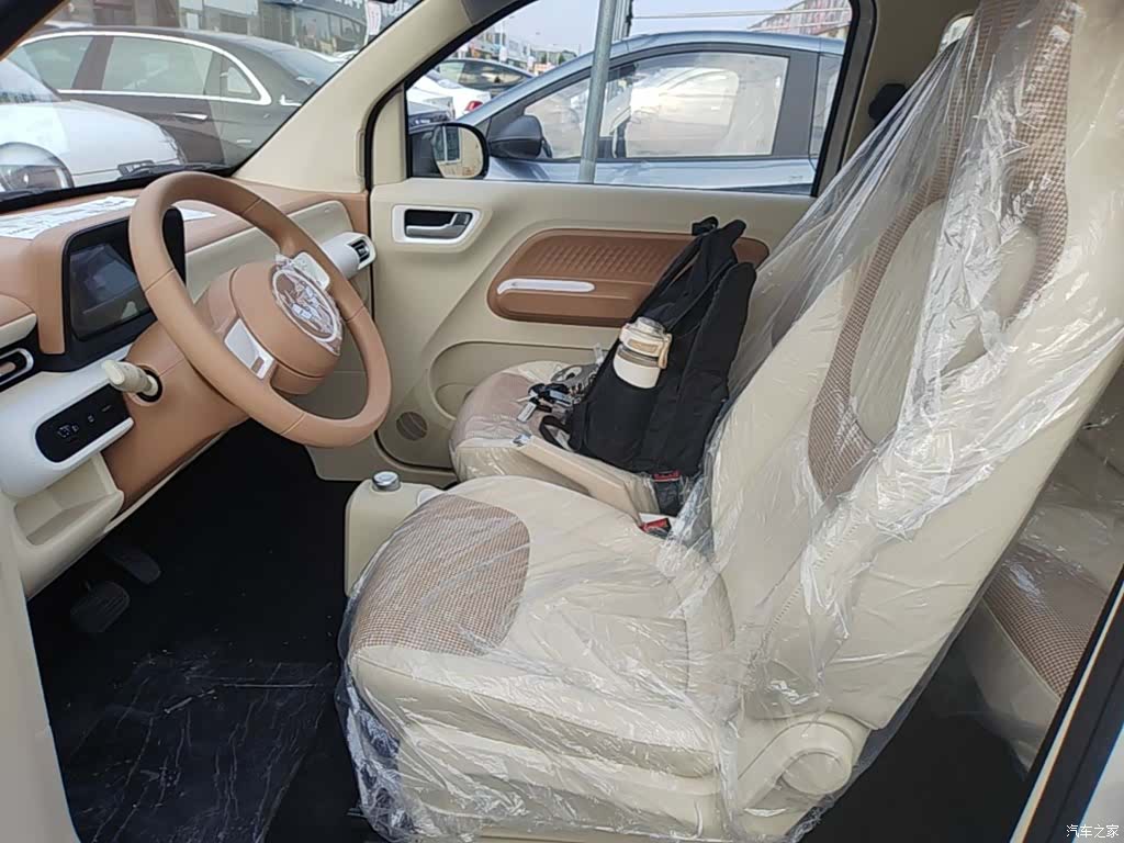 Wuling MINIEV, 2026 15