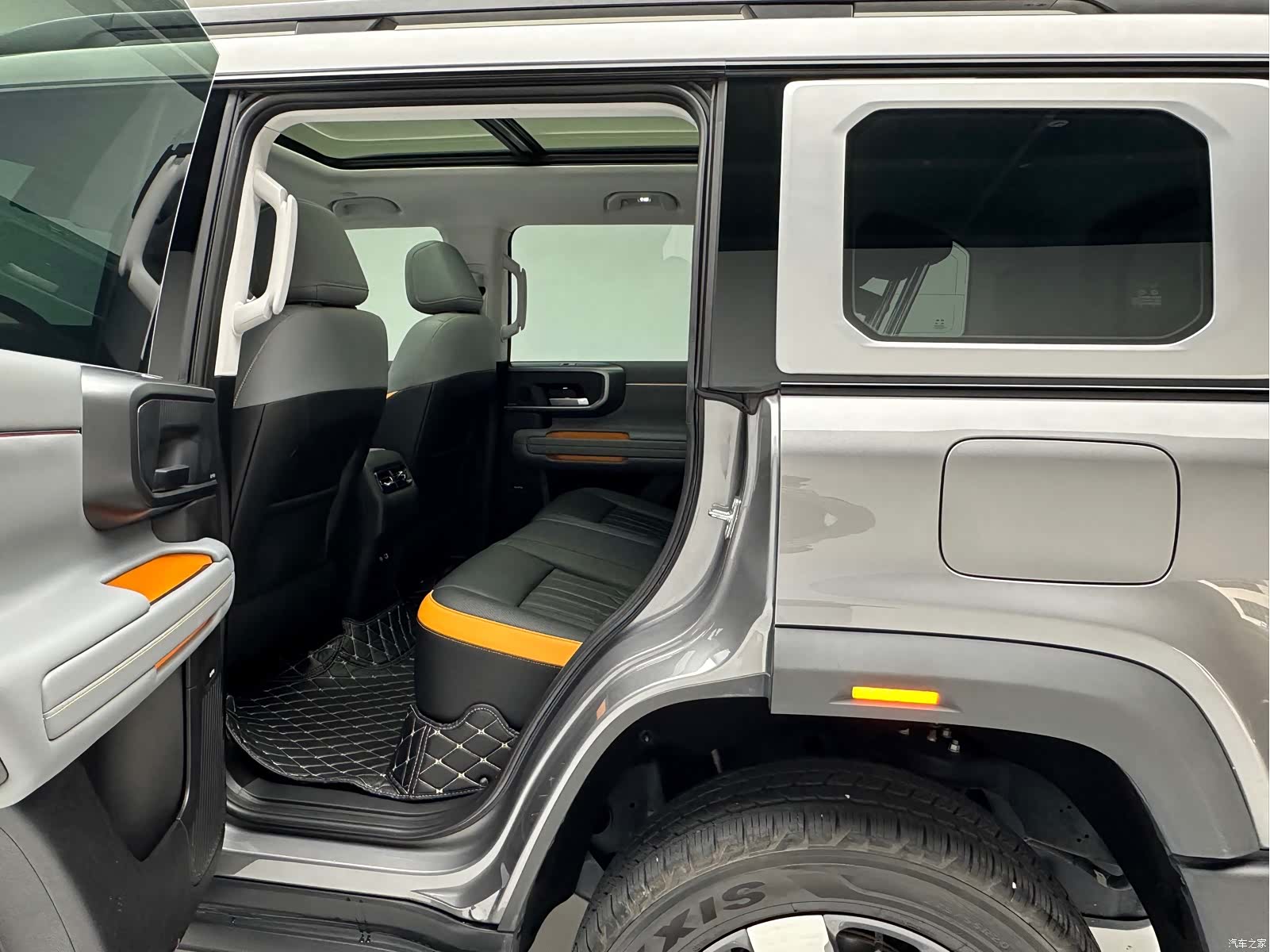 BAIC BJ40, 2025 8