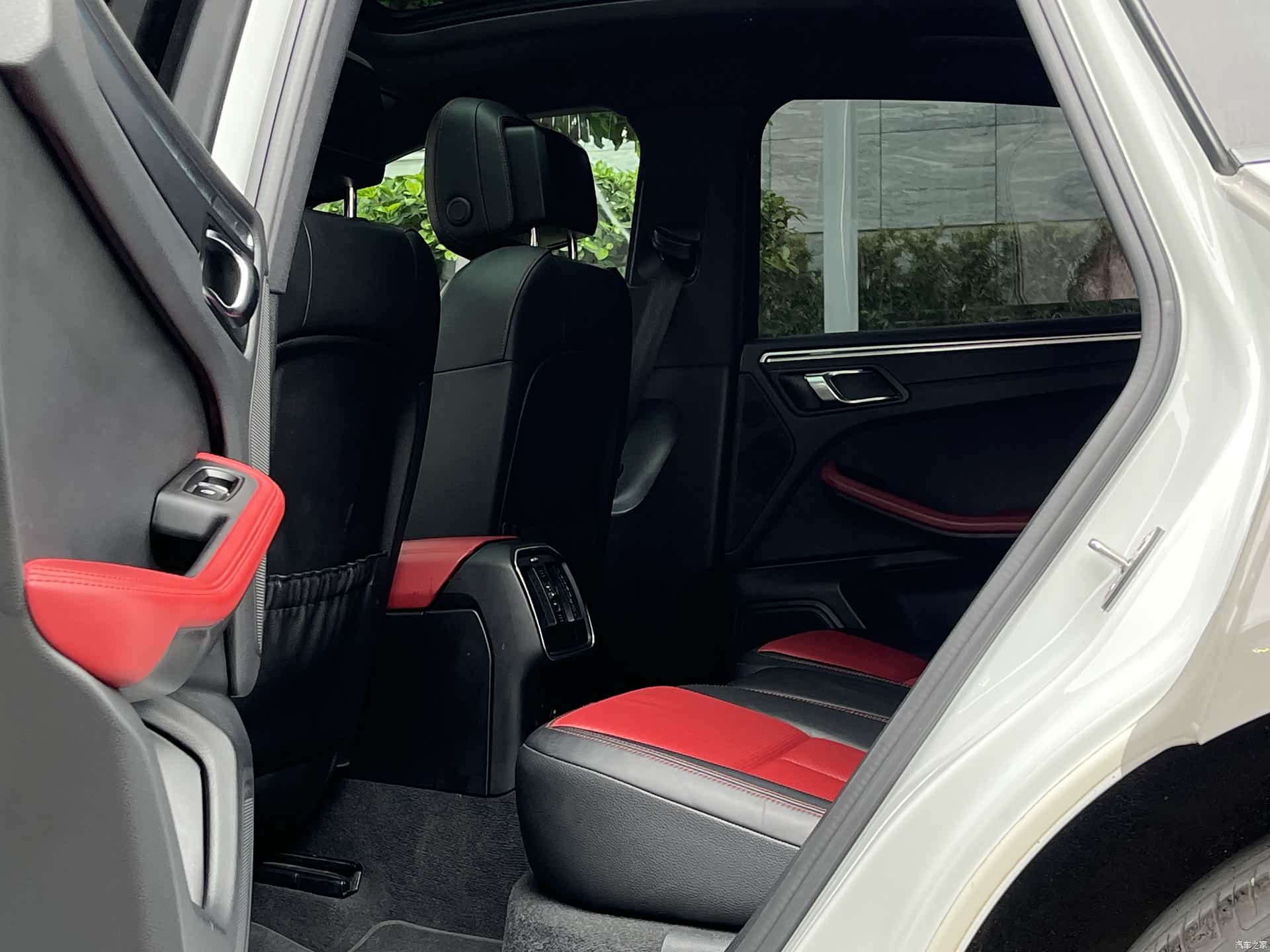 Porsche Macan, 2018 9