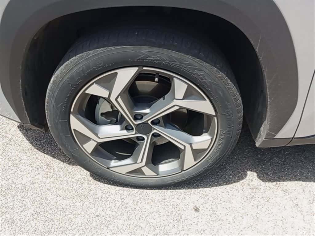 Geely Boyue, 2023 23
