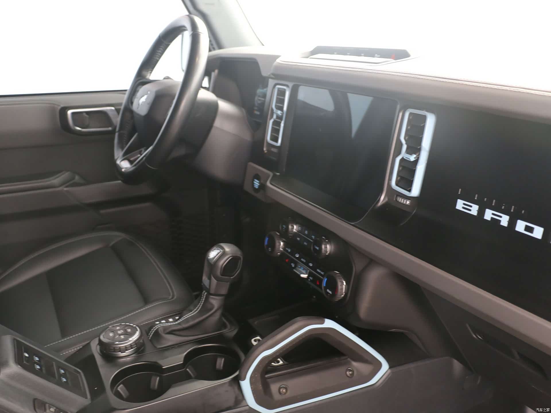 Ford Bronco, 2025 8