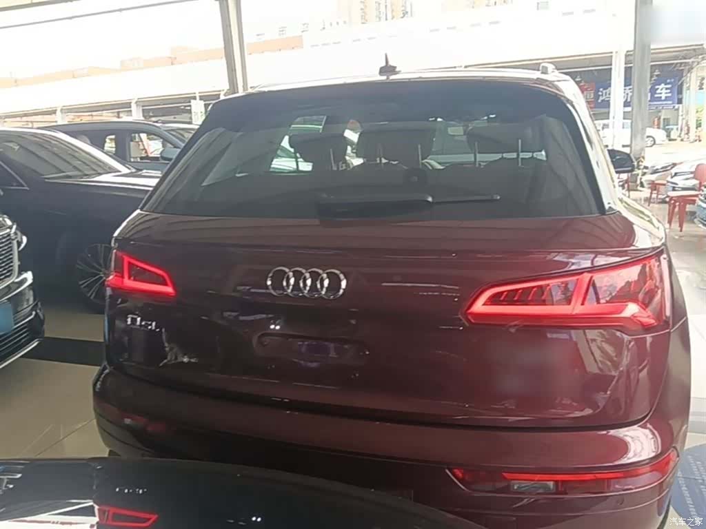 Audi Q5L, 2019 6