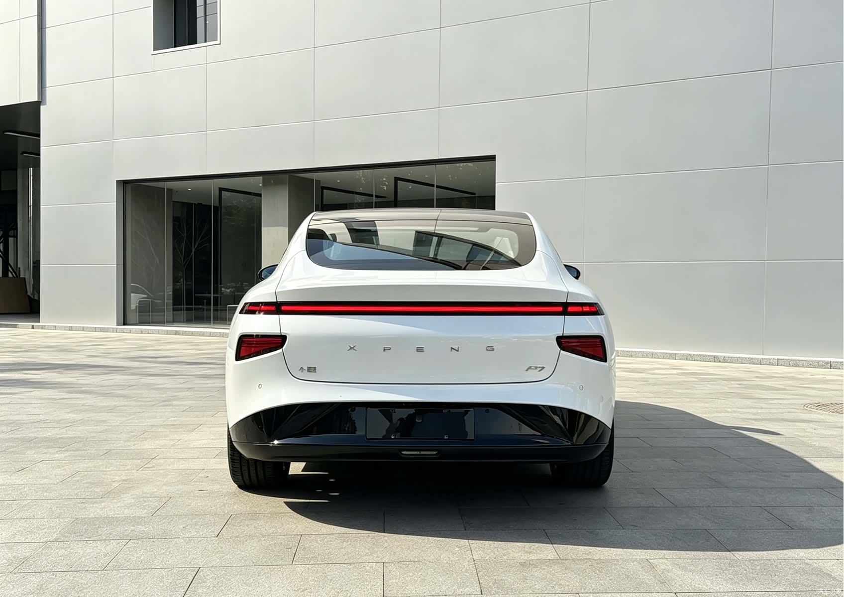 Xpeng P7, 2021 13