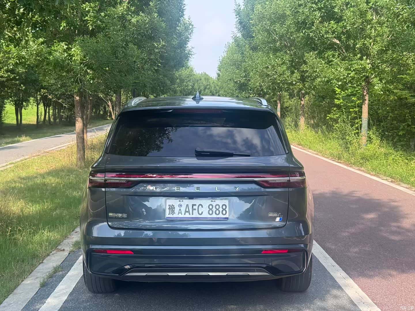 Geely Xingyue L, 2022 8