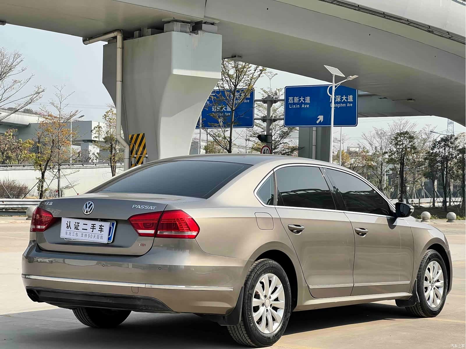 Volkswagen Passat, 2011 9