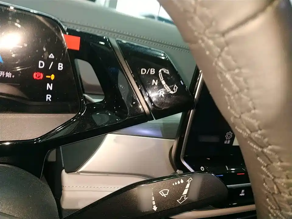 Volkswagen ID.6 CROZZ