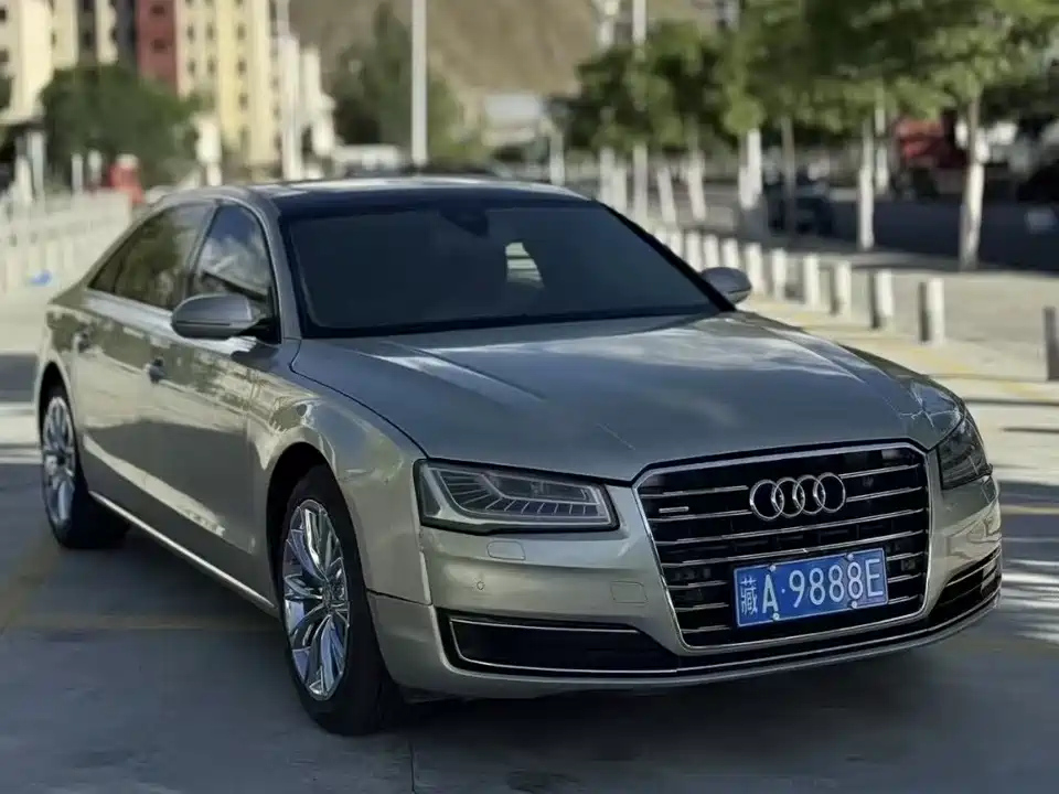 Audi A8