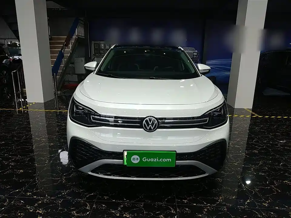 Volkswagen ID.6 CROZZ