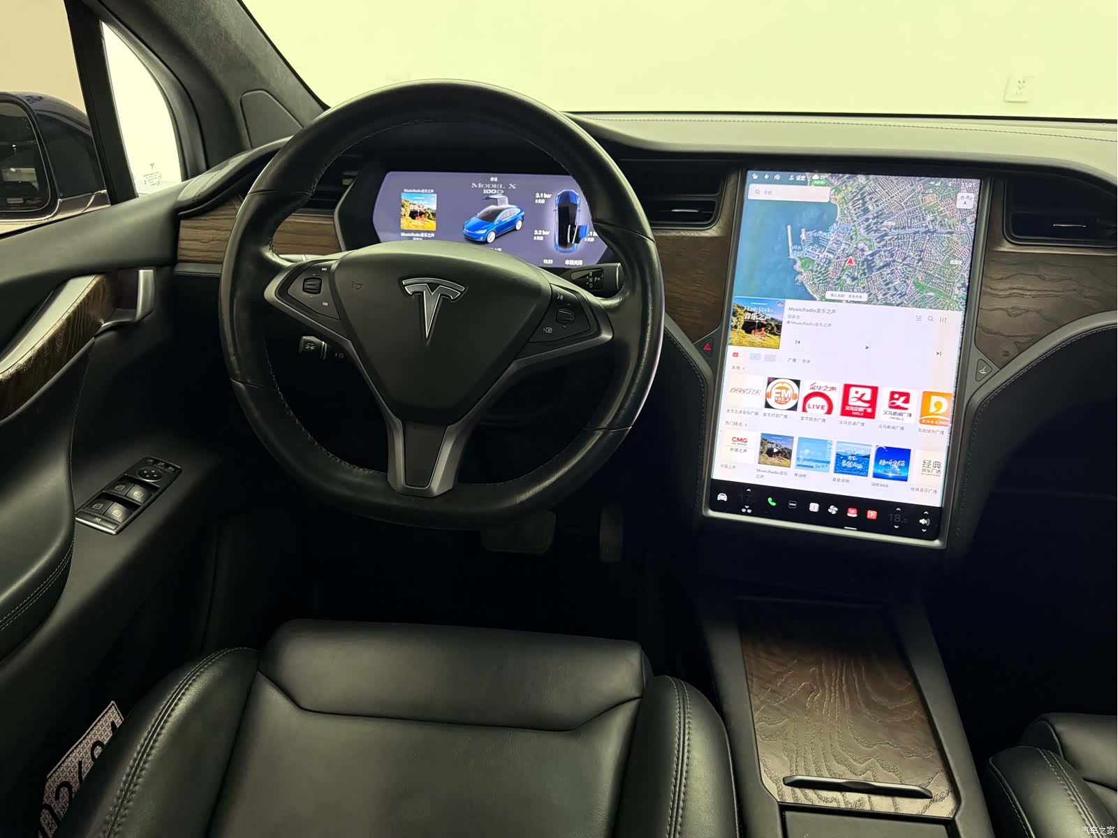 Tesla Model X, 2019 15