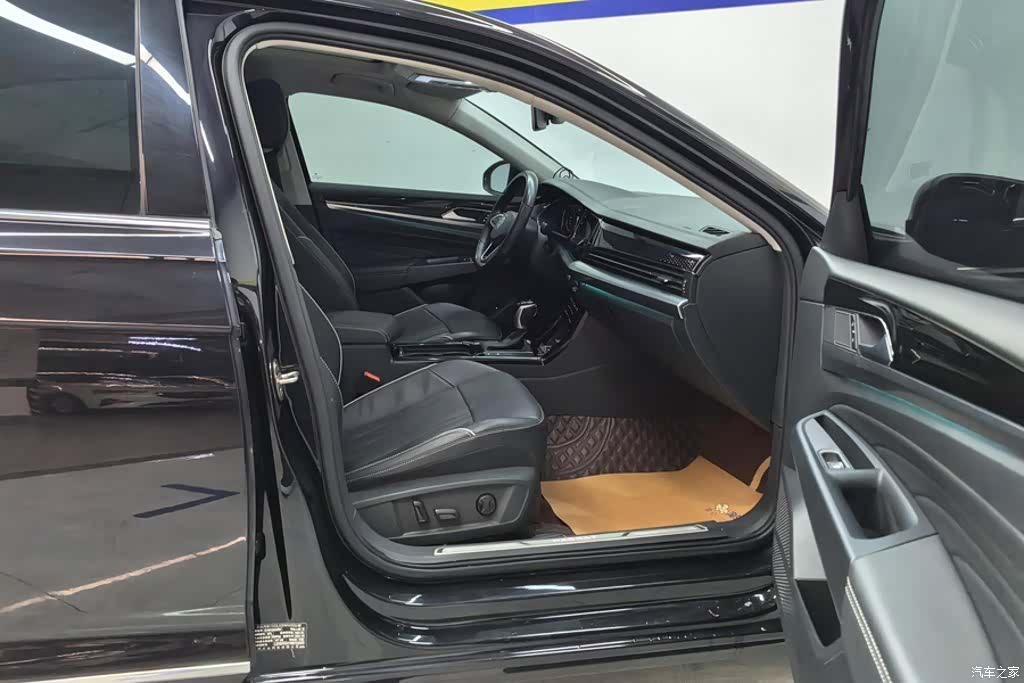 Volkswagen Passat, 2021 8