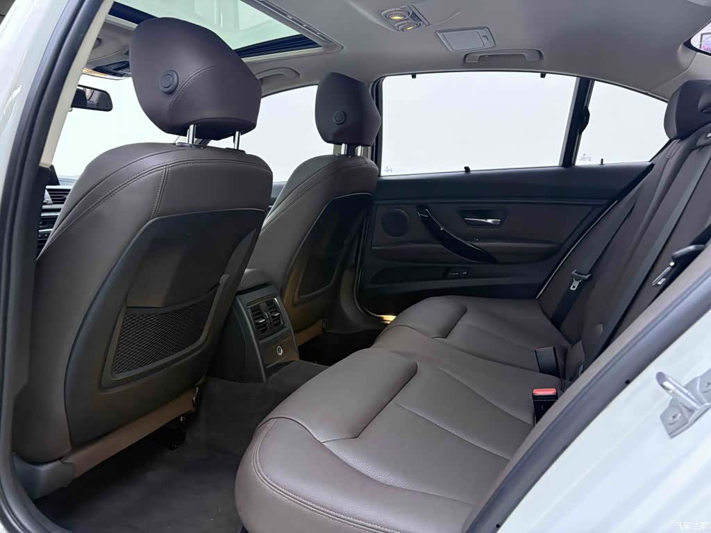 BMW 3 Series, 2019 19