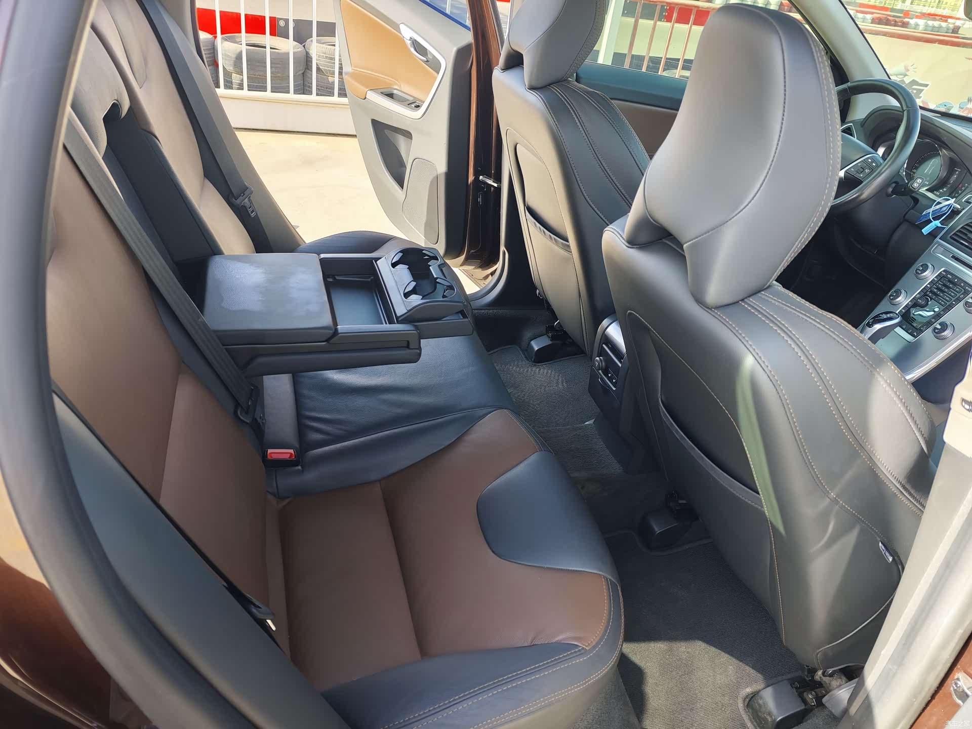 Volvo XC60, 2017 13