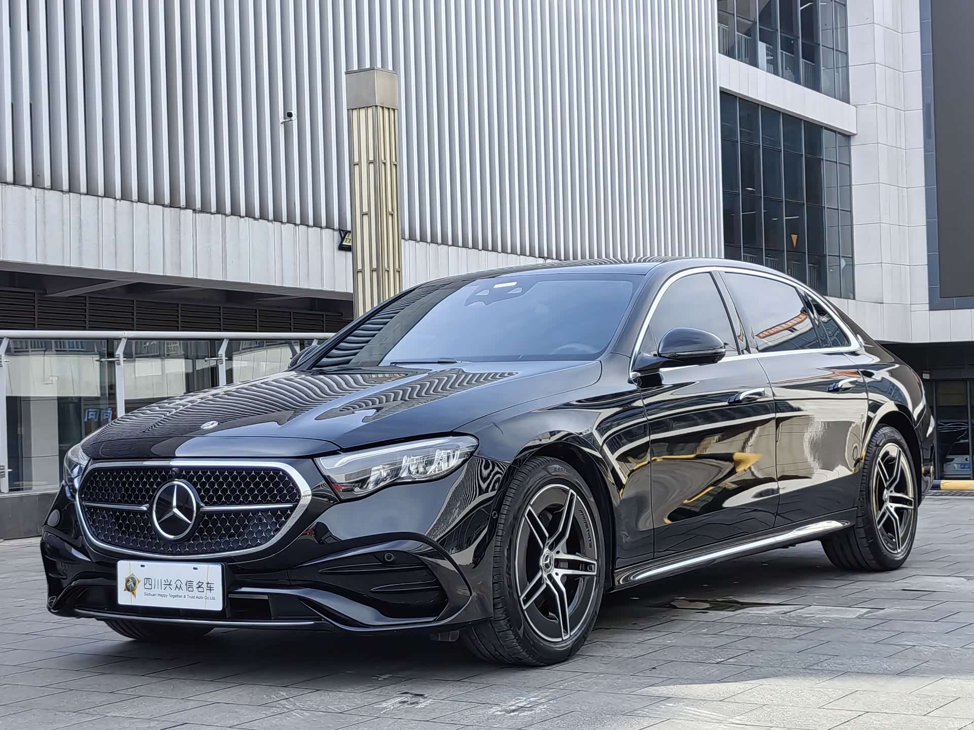 Mercedes-Benz E-Class, 2025 2