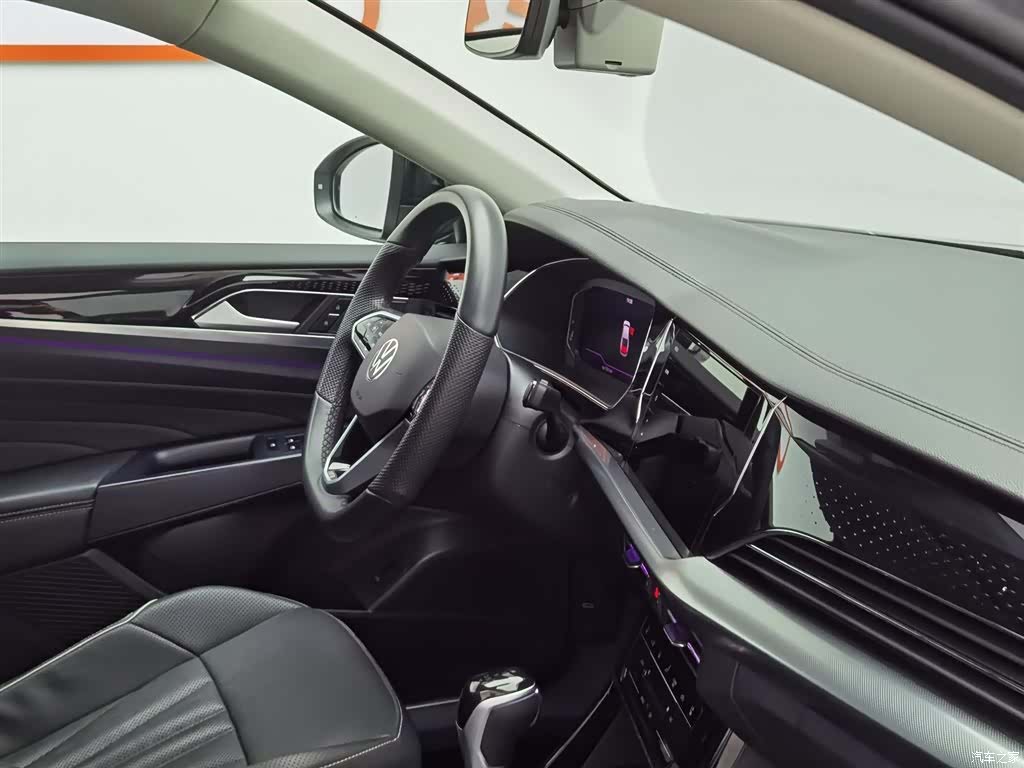 Volkswagen Passat, 2024 22