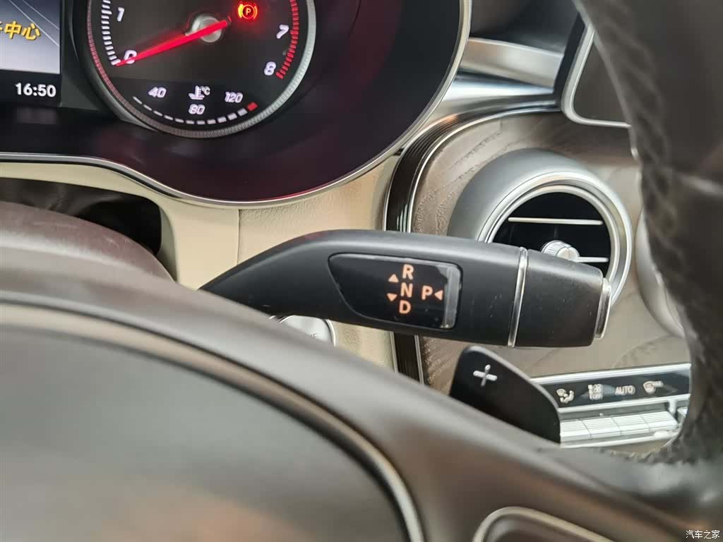 Mercedes-Benz GLC, 2017 13