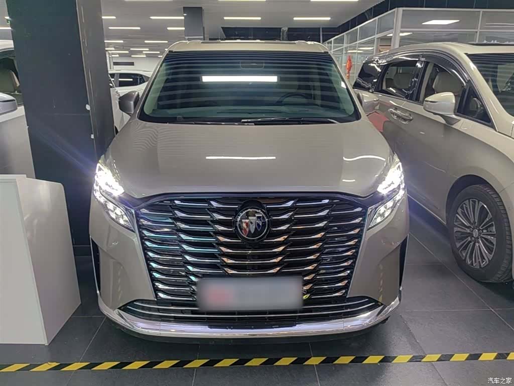 Buick GL8, 2024 3