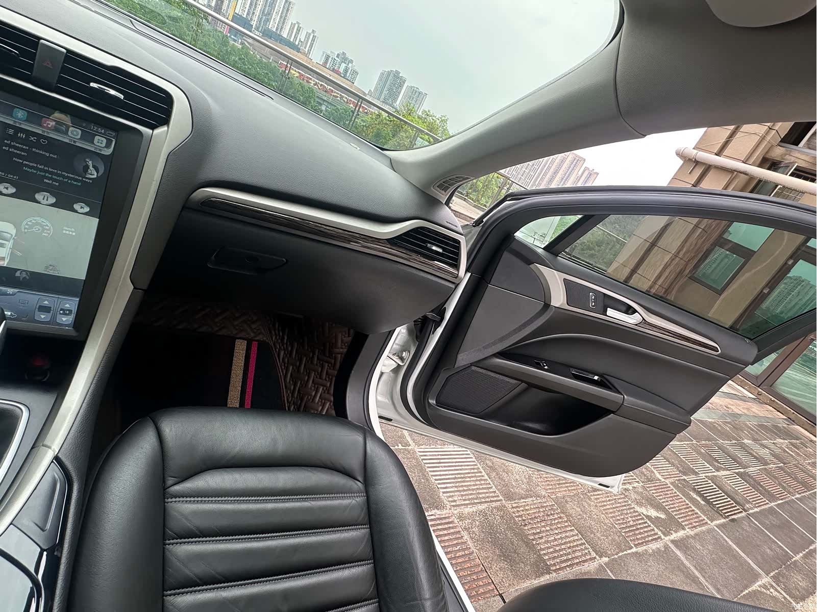 Ford Mondeo, 2014 21