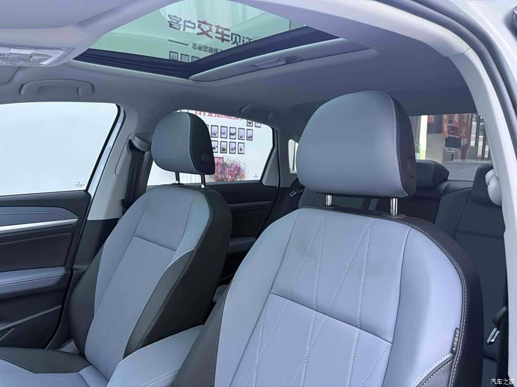 Volkswagen Lavida, 2025 26