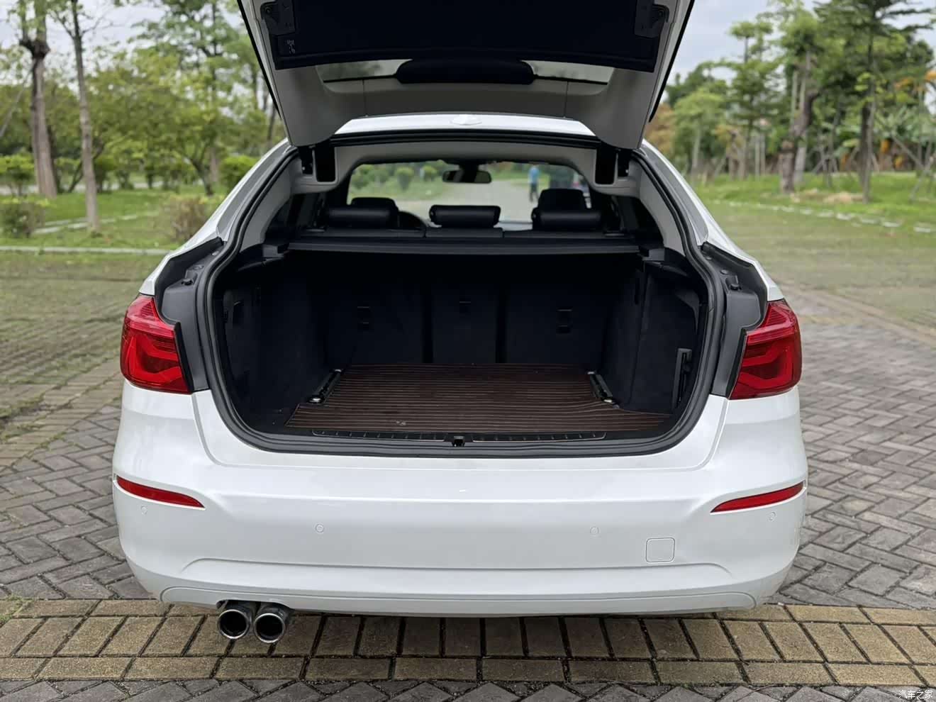 BMW 3 Series, 2018 17