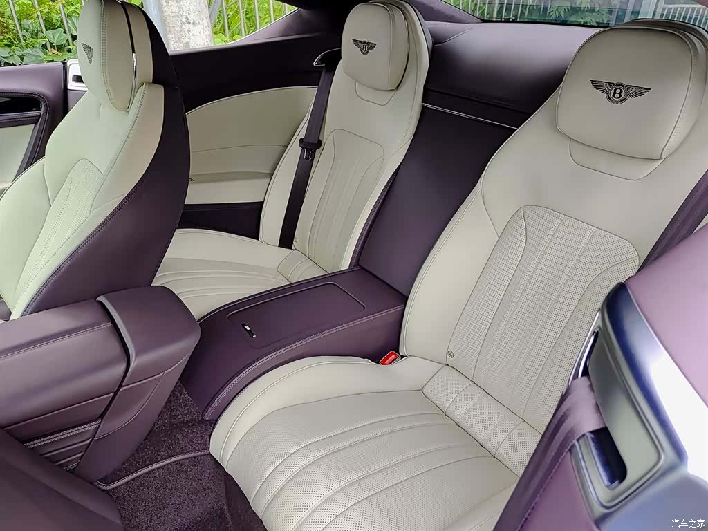 Bentley Continental GT, 2024 8