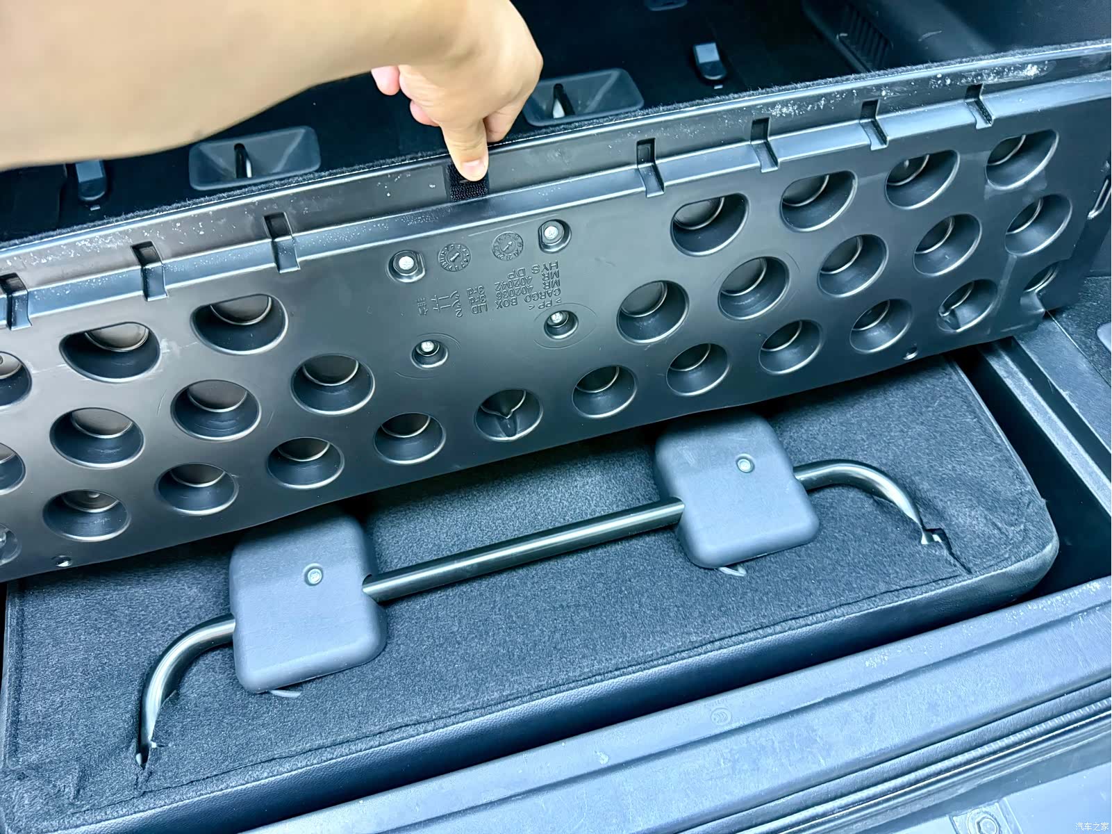 Mitsubishi Pajero, 2019 21
