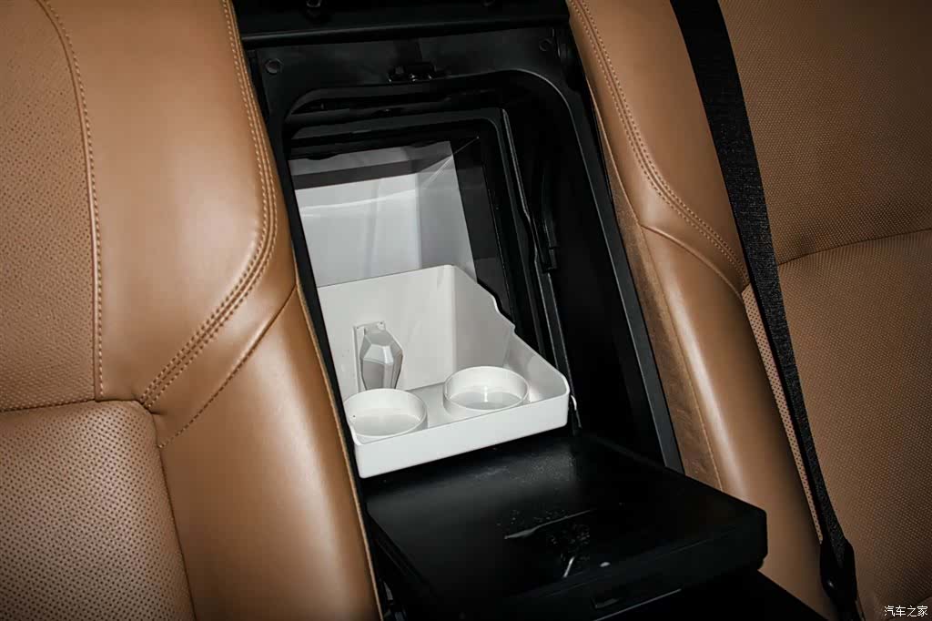BMW 7 Series, 2013 22
