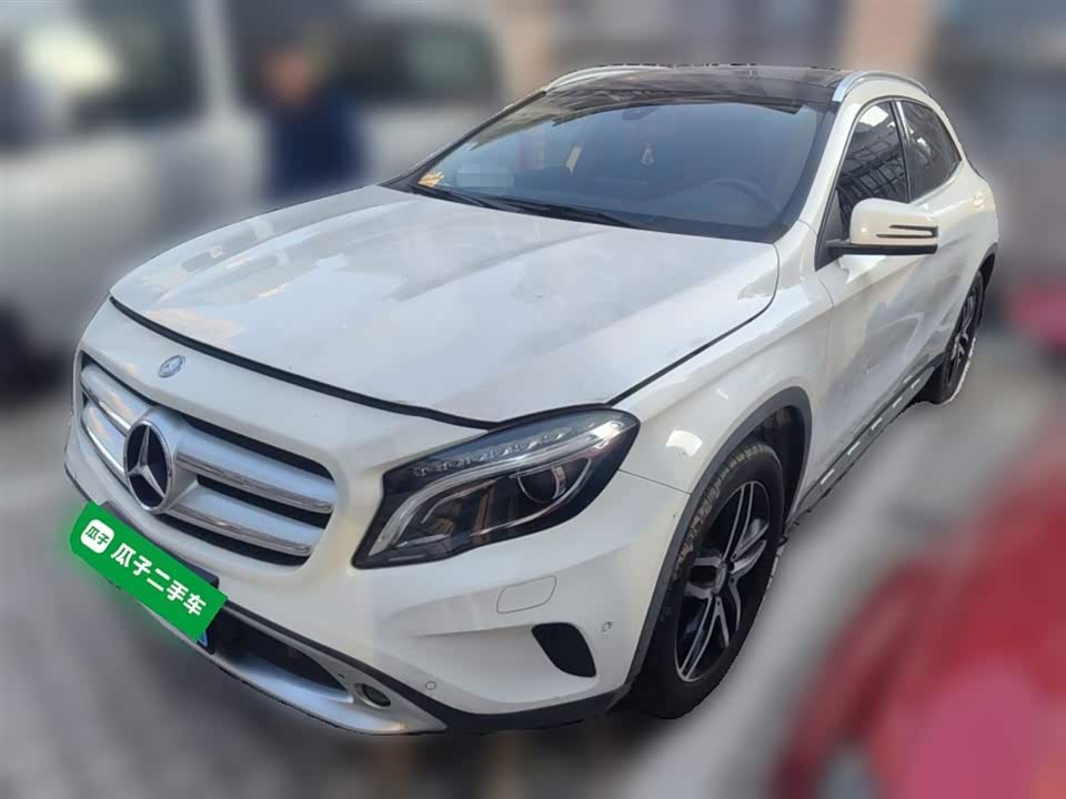 Mercedes-Benz GLA