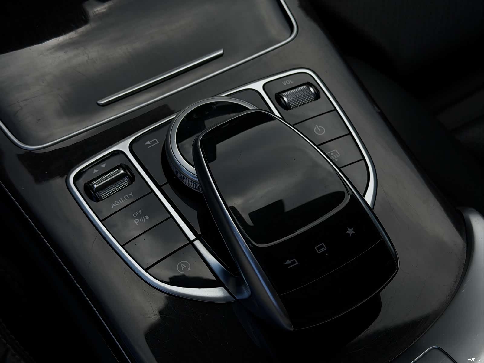 Mercedes-Benz C-Class, 2015 21