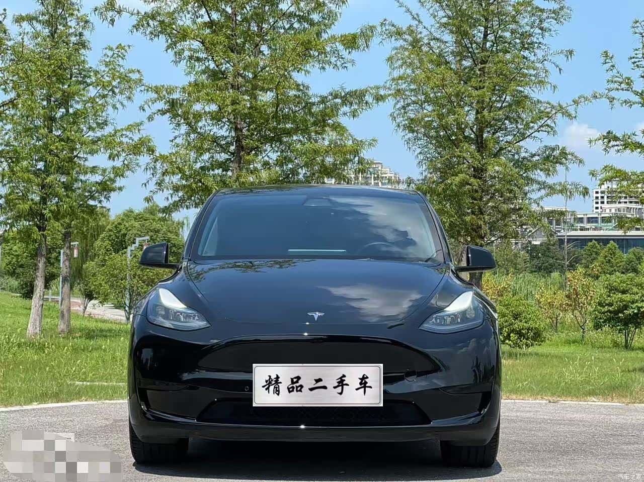Tesla Model Y, 2023 2