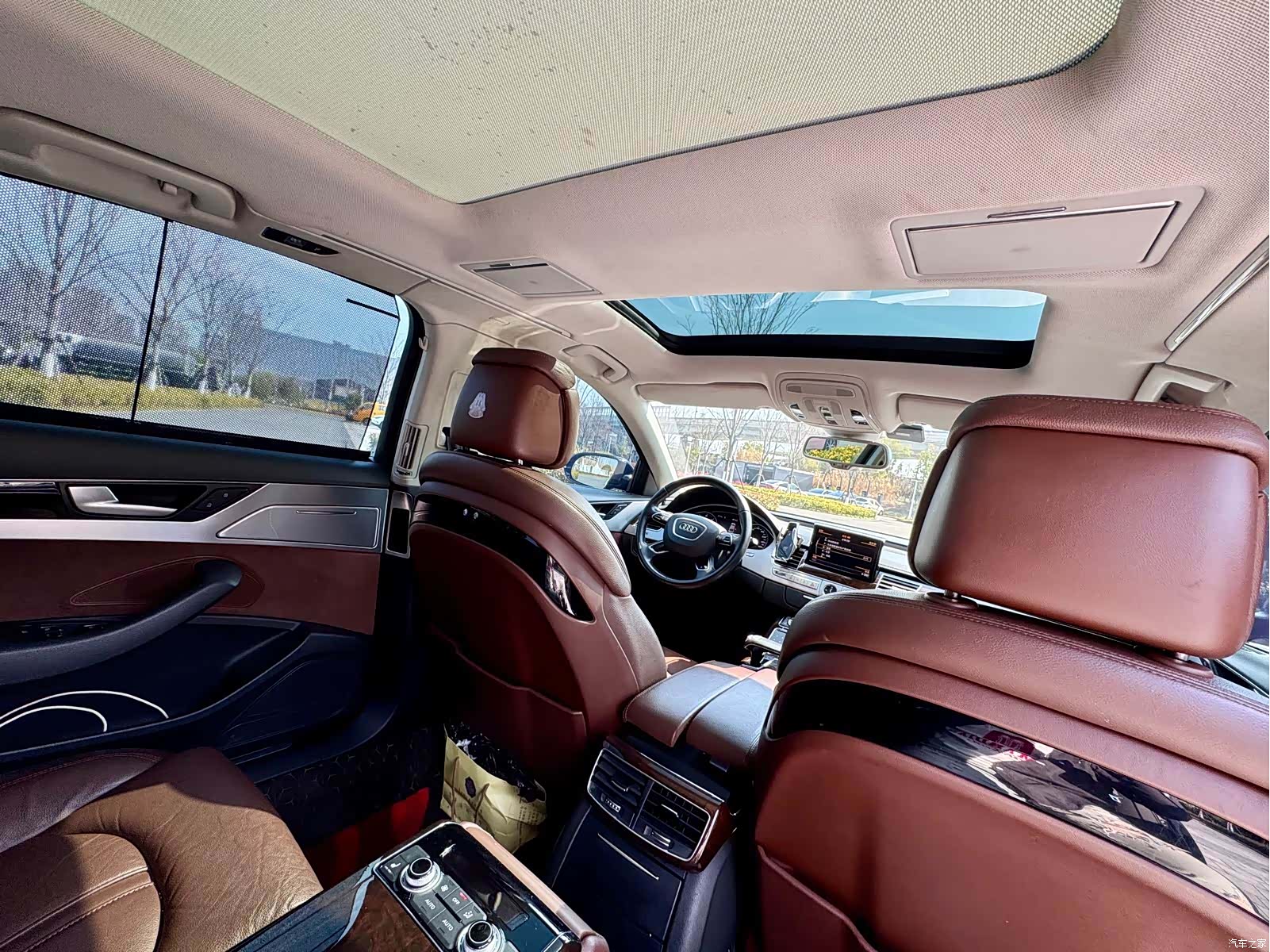 Audi A8L, 2015 11