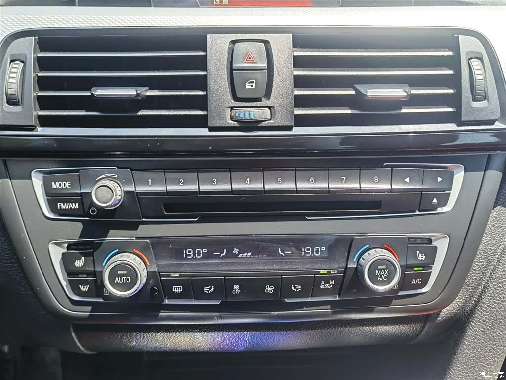 BMW 3 Series, 2016 18