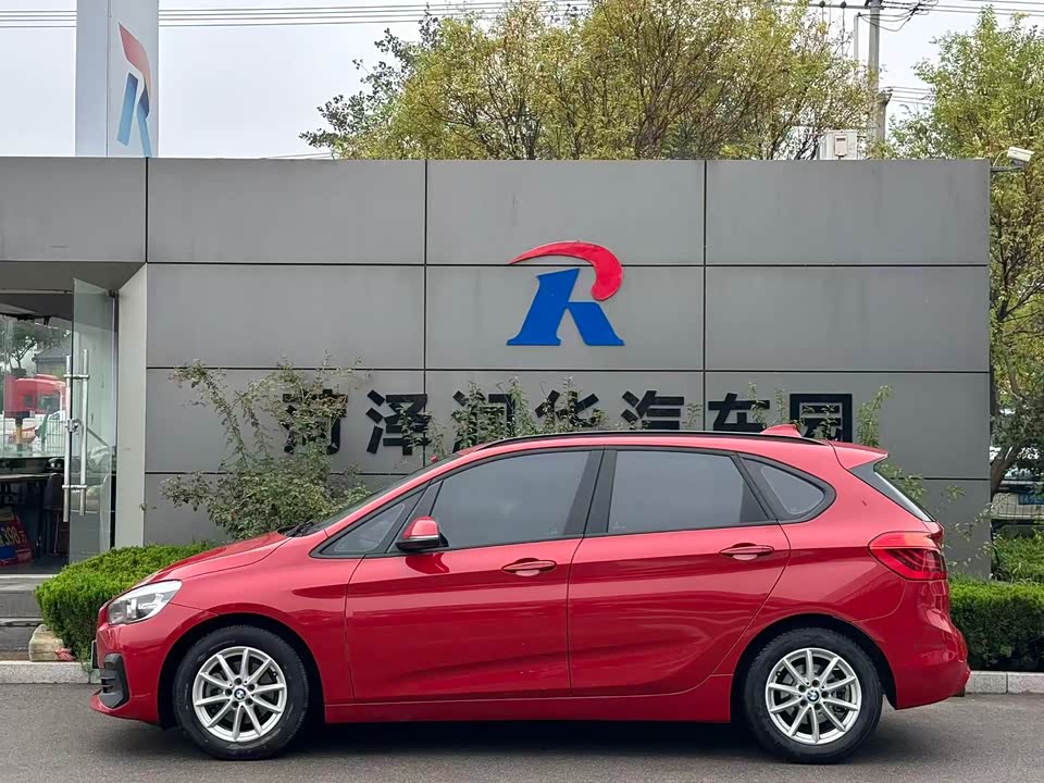 BMW 2 series station wagon