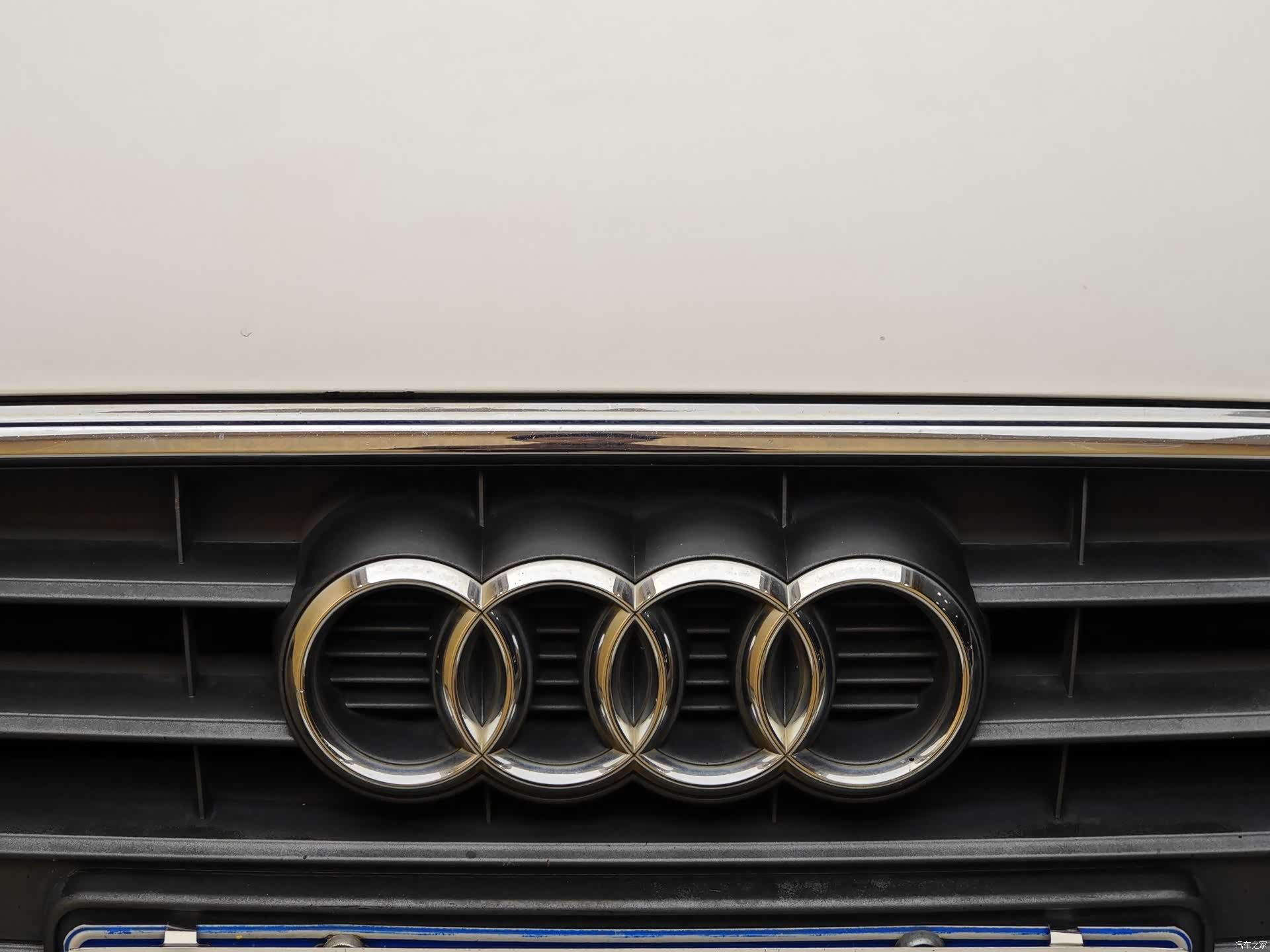 Audi A4L, 2014 3