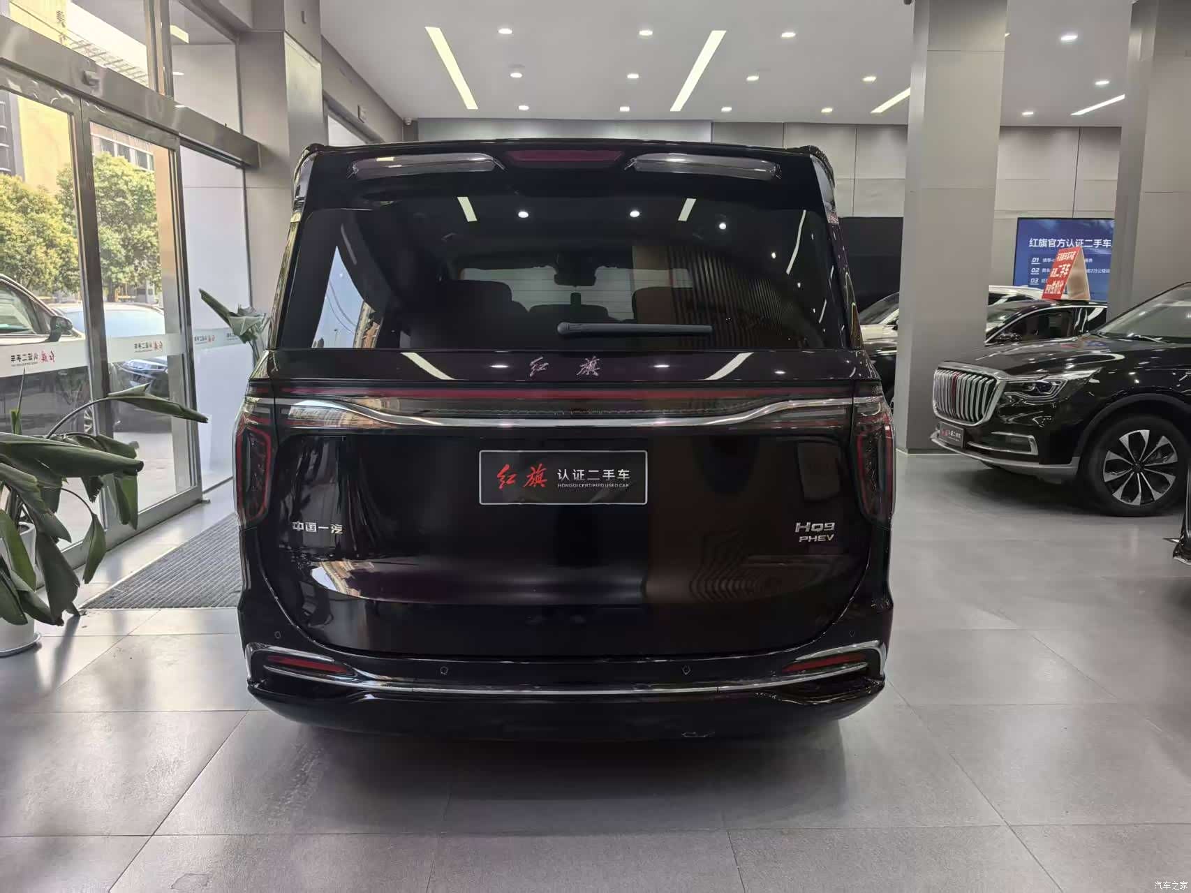 Hongqi HQ9, 2024 все фото