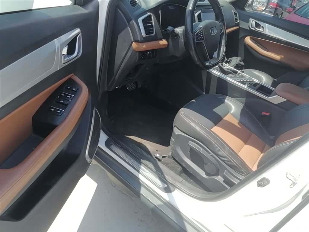 Geely X6, 2018 16