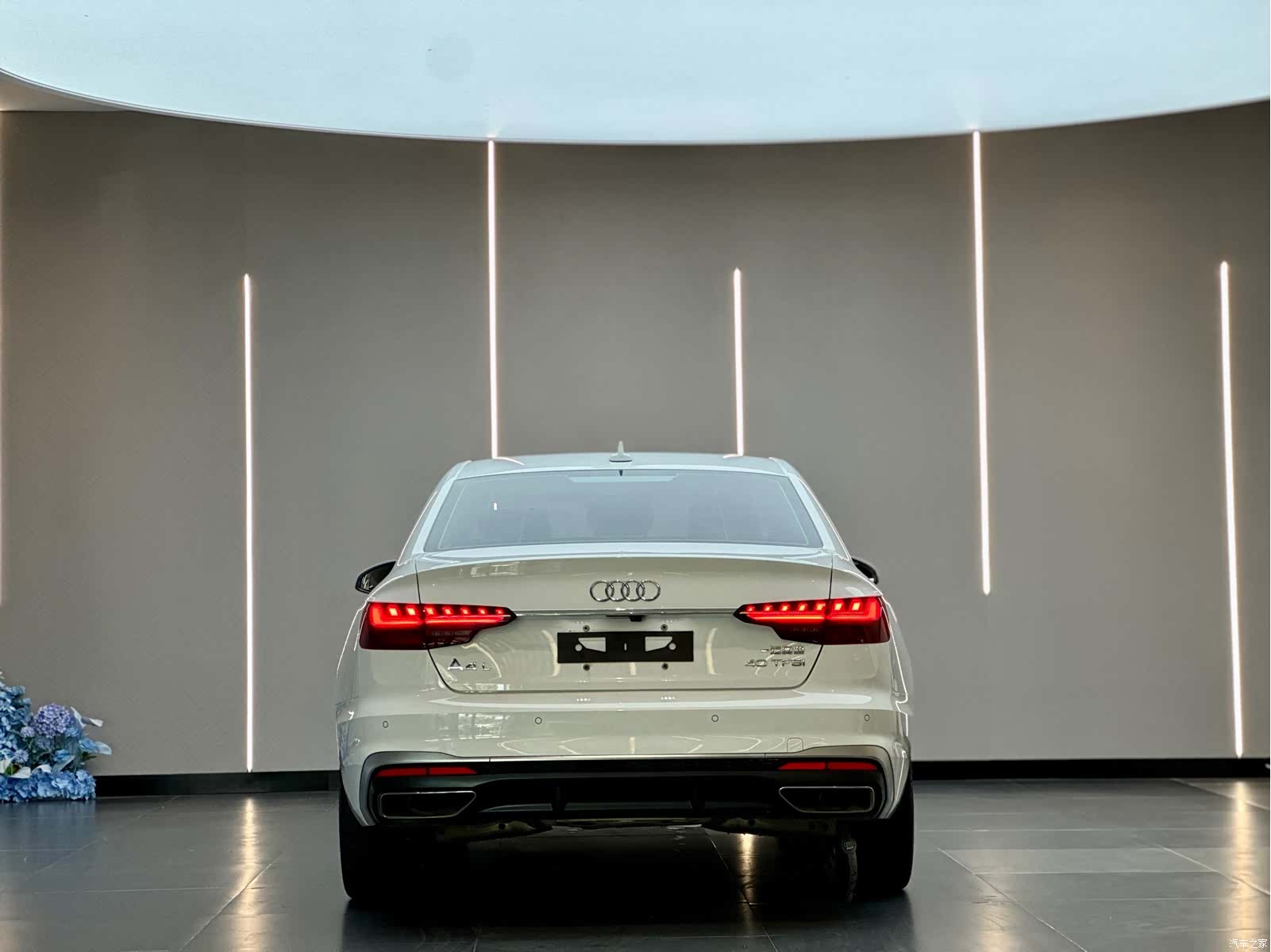 Audi A4L, 2022 9