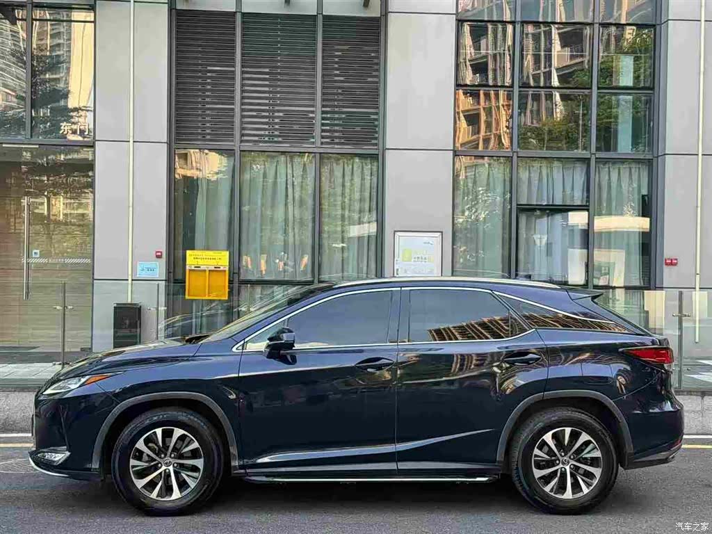 Lexus RX, 2020 3