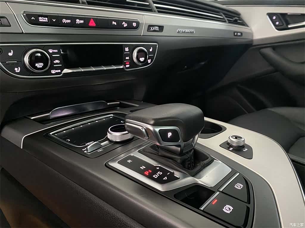 Audi Q7, 2019 13