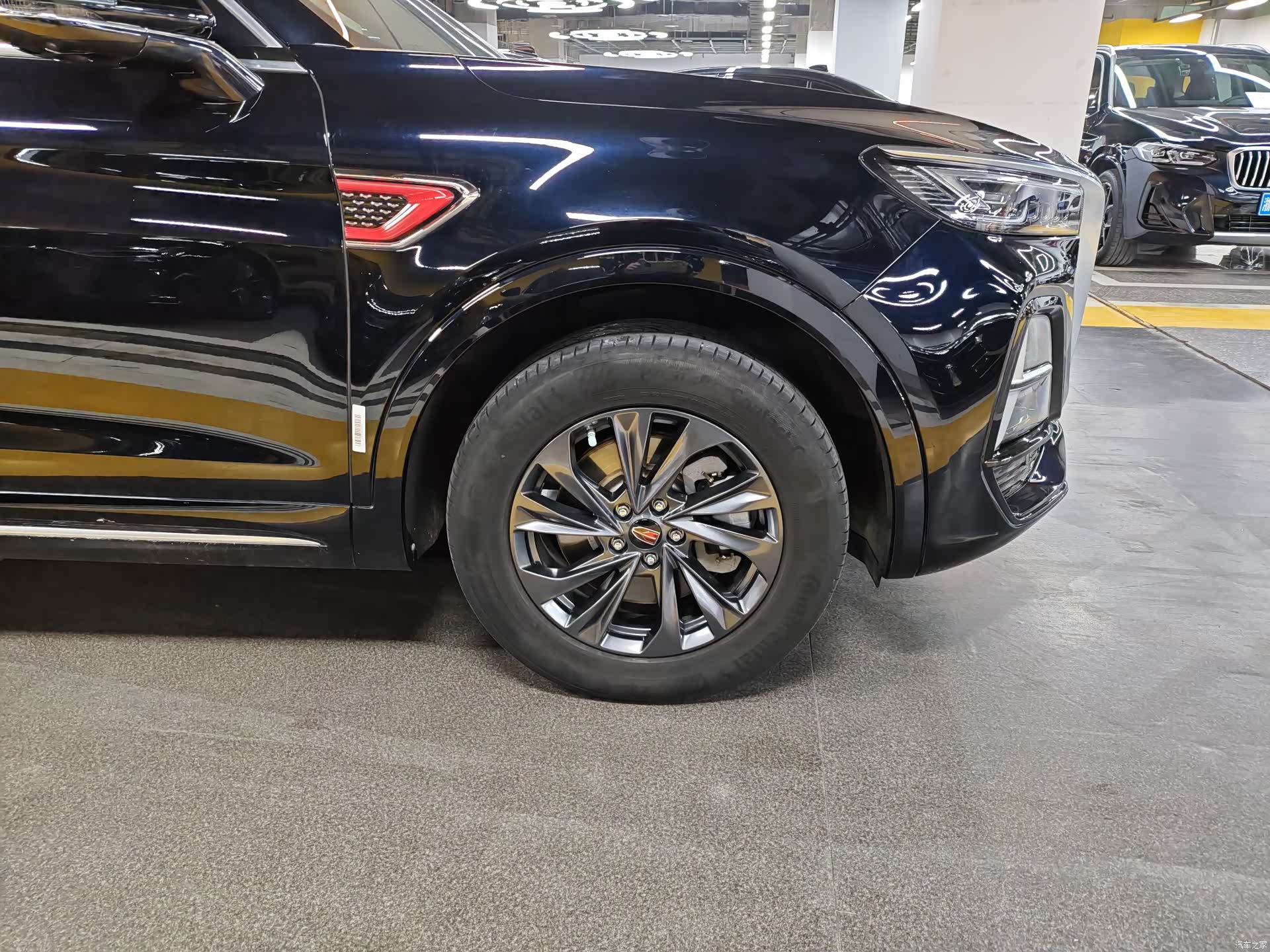 Hongqi HS5, 2024 18