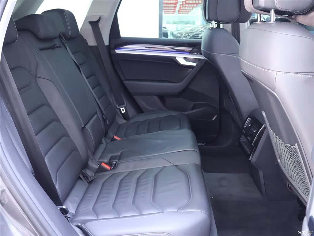 Volkswagen Touareg, 2022 21