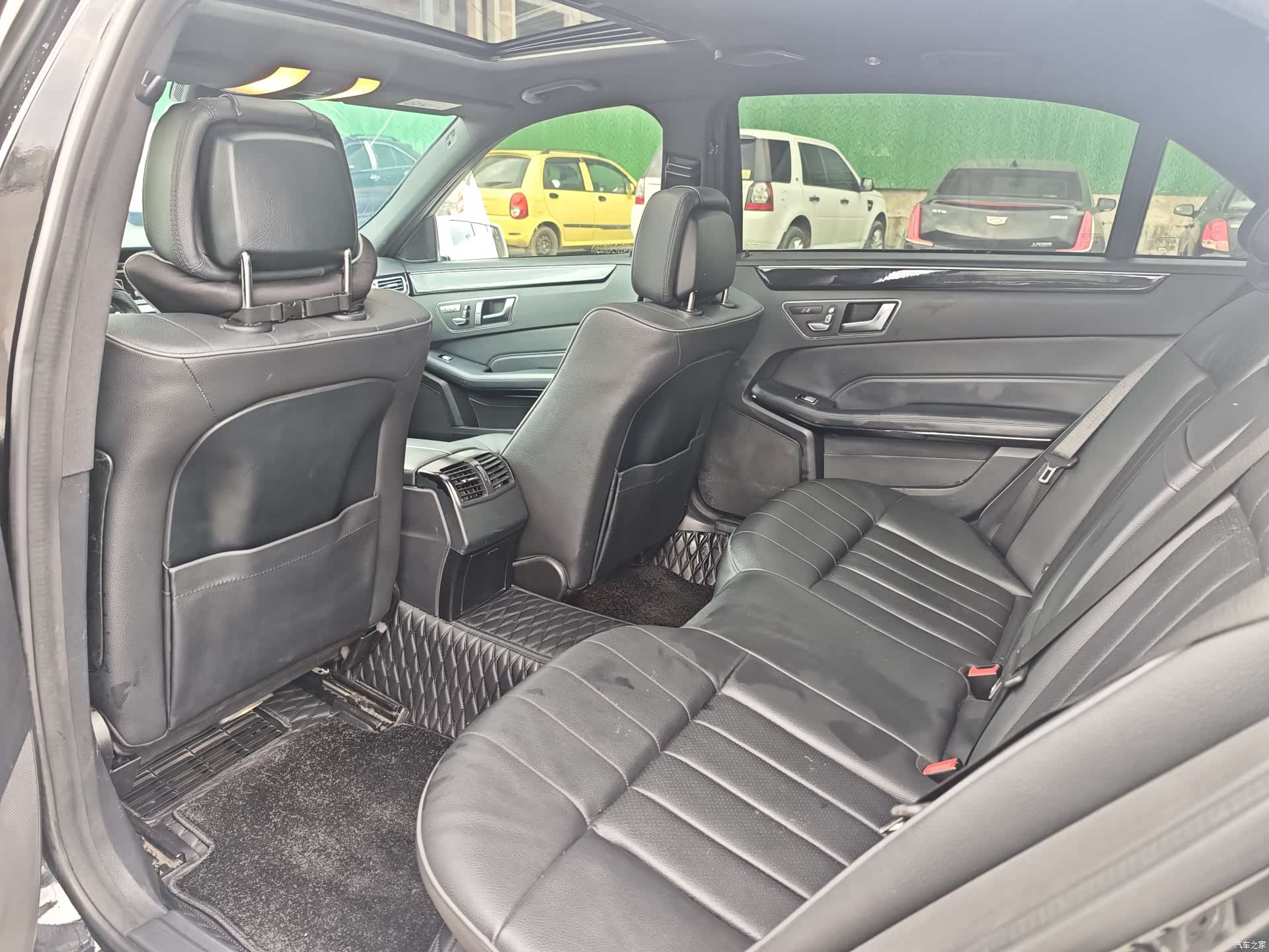 Mercedes-Benz E-Class, 2015 11