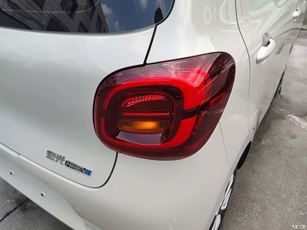 Wuling MINIEV, 2026 8