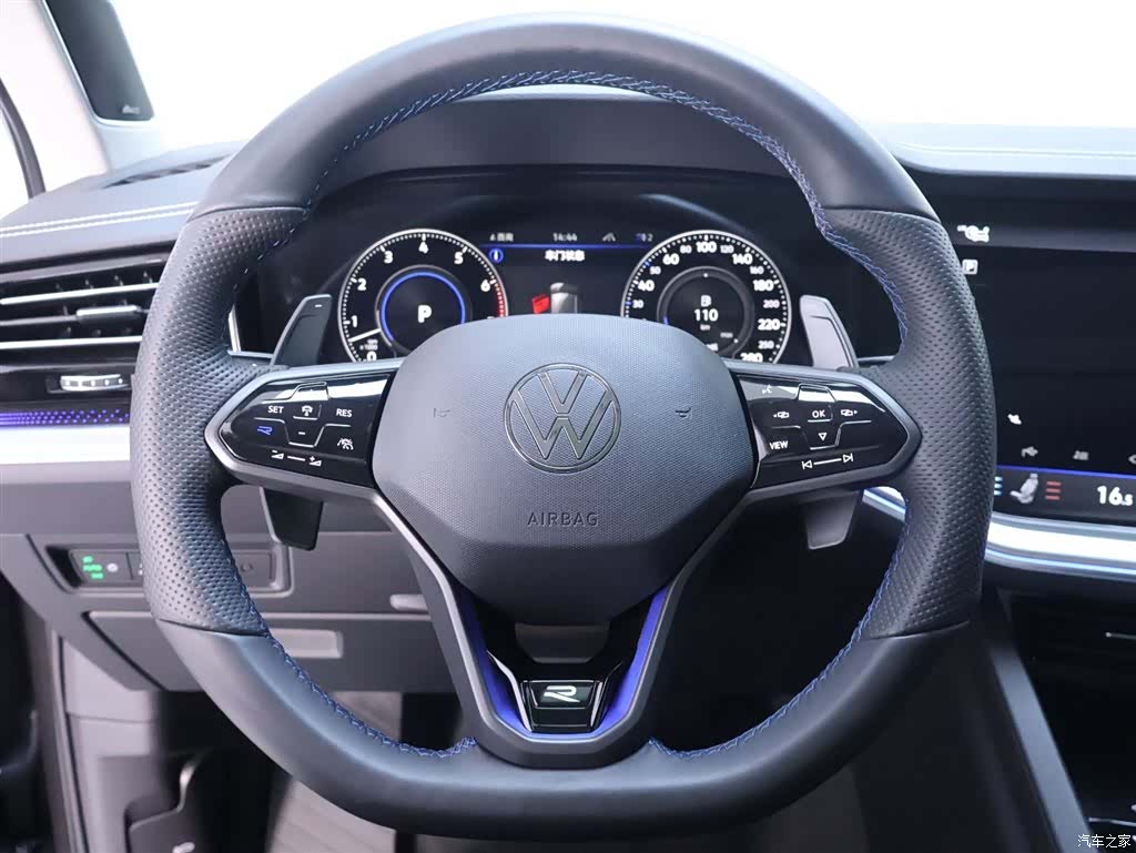 Volkswagen Touareg, 2022 16