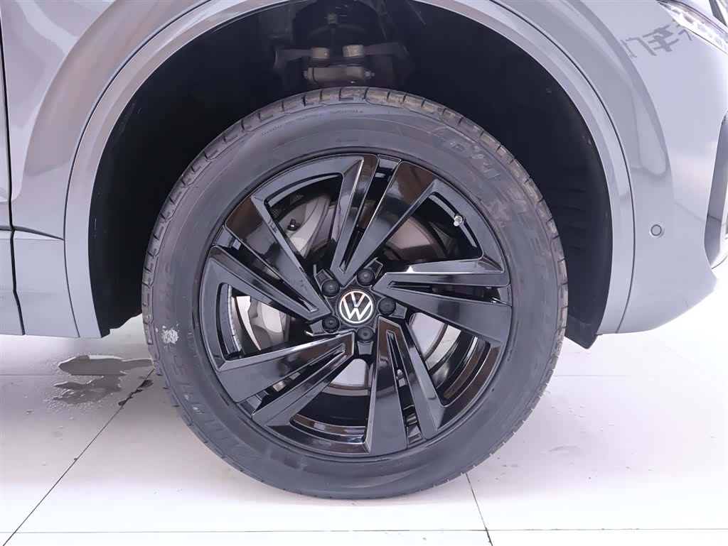 Volkswagen Touareg, 2022 6