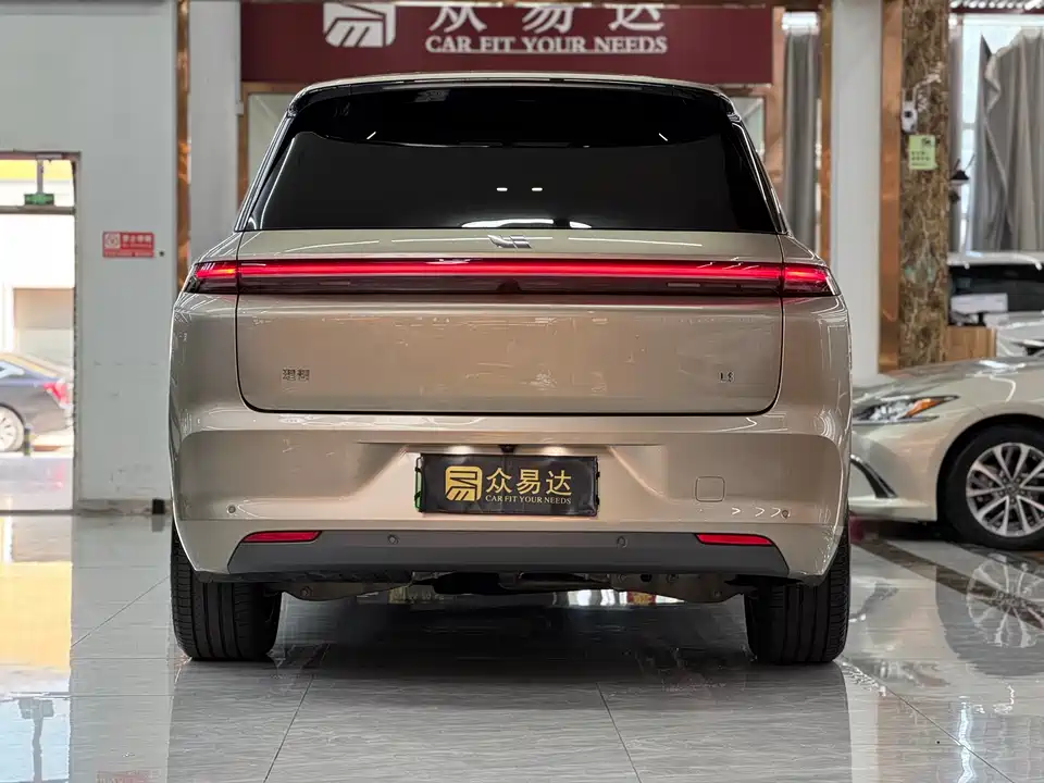 Li Auto Ideal L8
