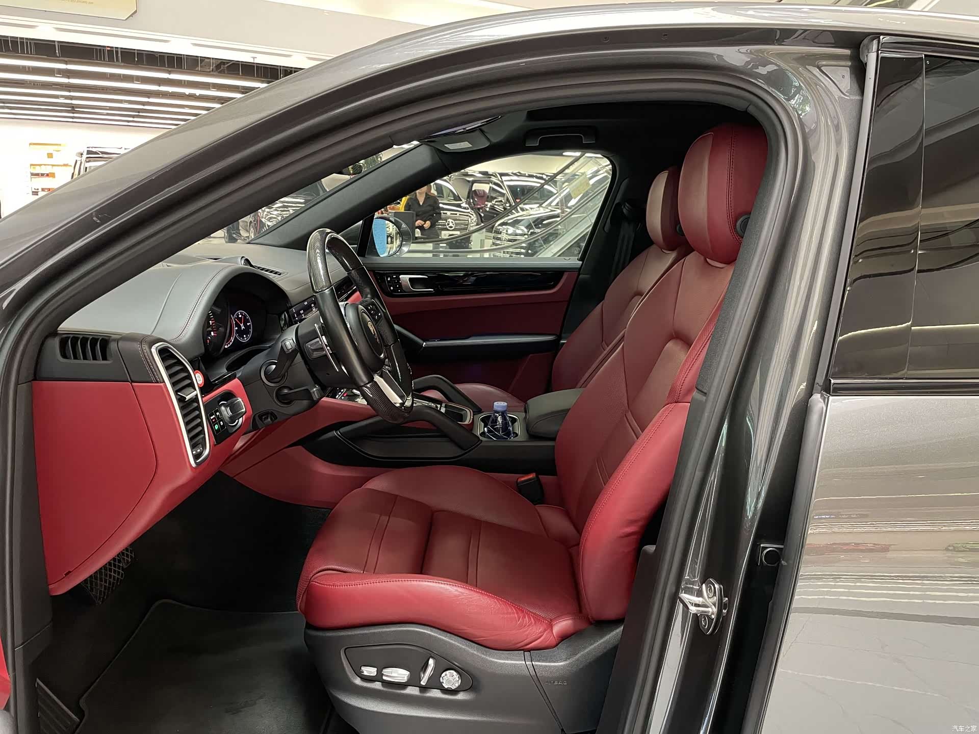 Porsche Cayenne, 2020 10