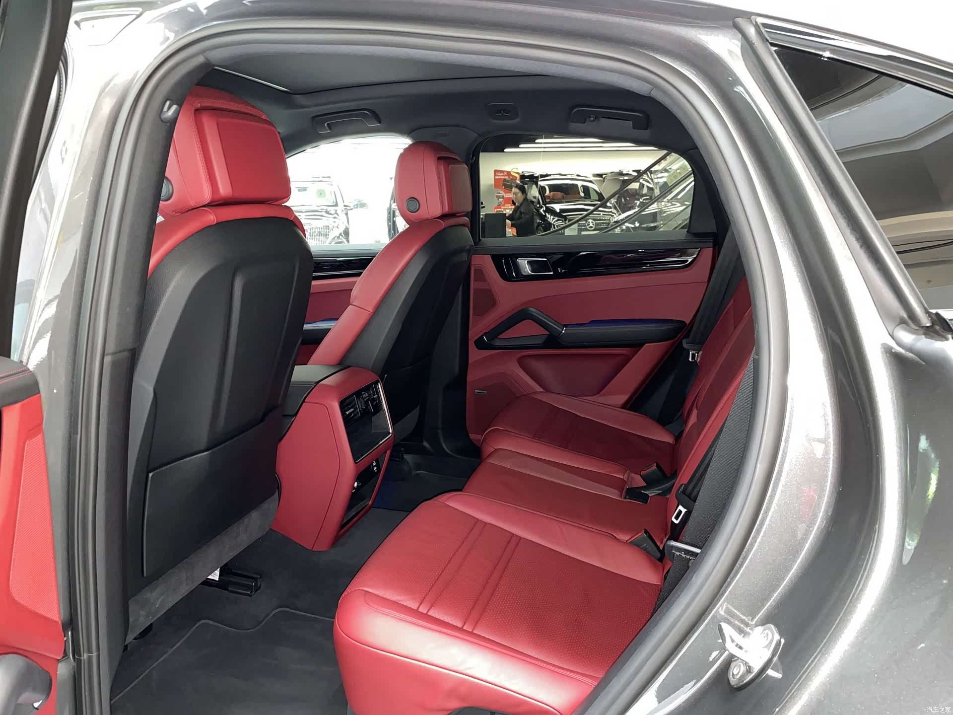 Porsche Cayenne, 2020 11