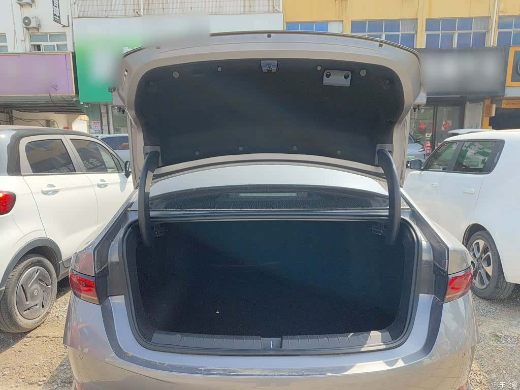 BYD Qin, 2025 15