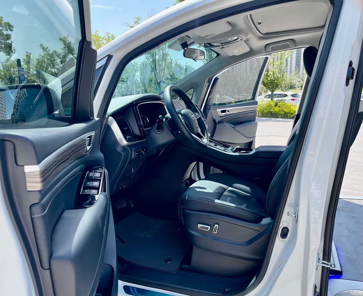 Trumpchi M8, 2024 9