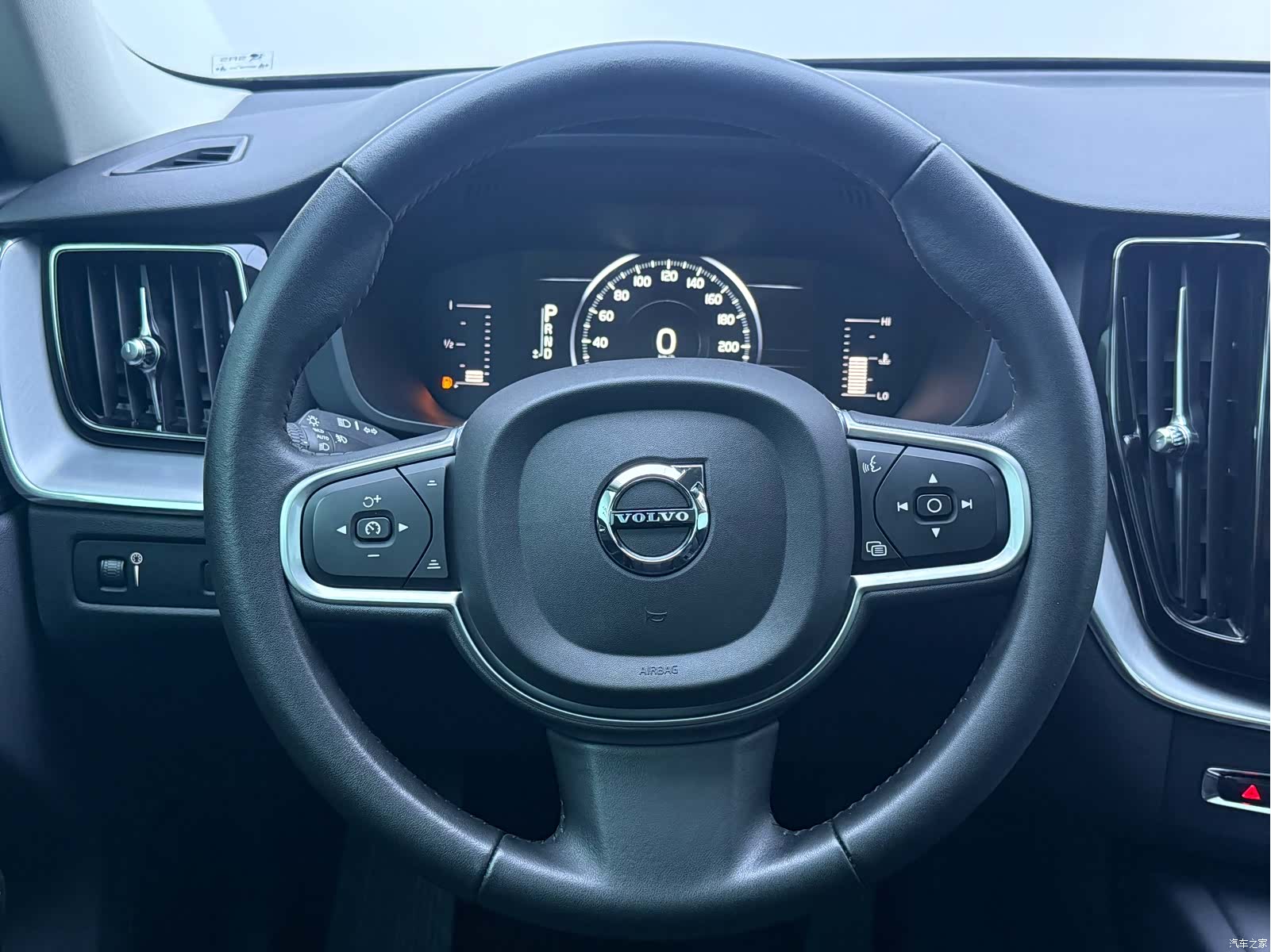 Volvo XC60, 2018 18